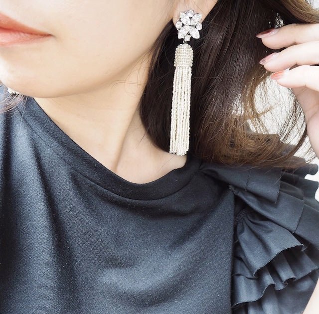 ビジュークローバーシルバービーズタッセルピアス&イヤリング - おしゃれ花嫁様ブライダルアクセサリーの通販bijou holic千葉店舗ビジュークローバーシルバービーズタッセルピアス&イヤリング