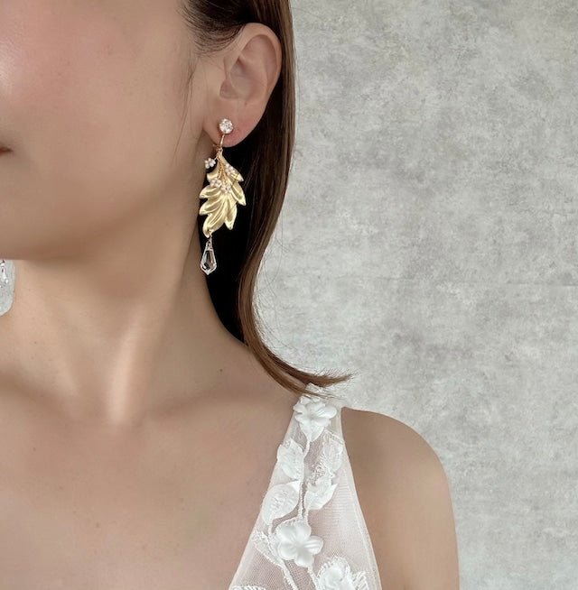 リーフドロップピアス&イヤリング オシャレ花嫁様 - おしゃれ花嫁様ブライダルアクセサリーの通販bijou holic千葉店舗リーフドロップピアス&イヤリング オシャレ花嫁様
