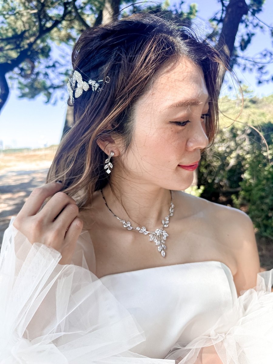 ビジューフラワーブライダルヘッドアクセサリー ヘッドドレス - おしゃれ花嫁様ブライダルアクセサリーの通販bijou holic千葉店舗ビジューフラワーブライダルヘッドアクセサリー ヘッドドレス