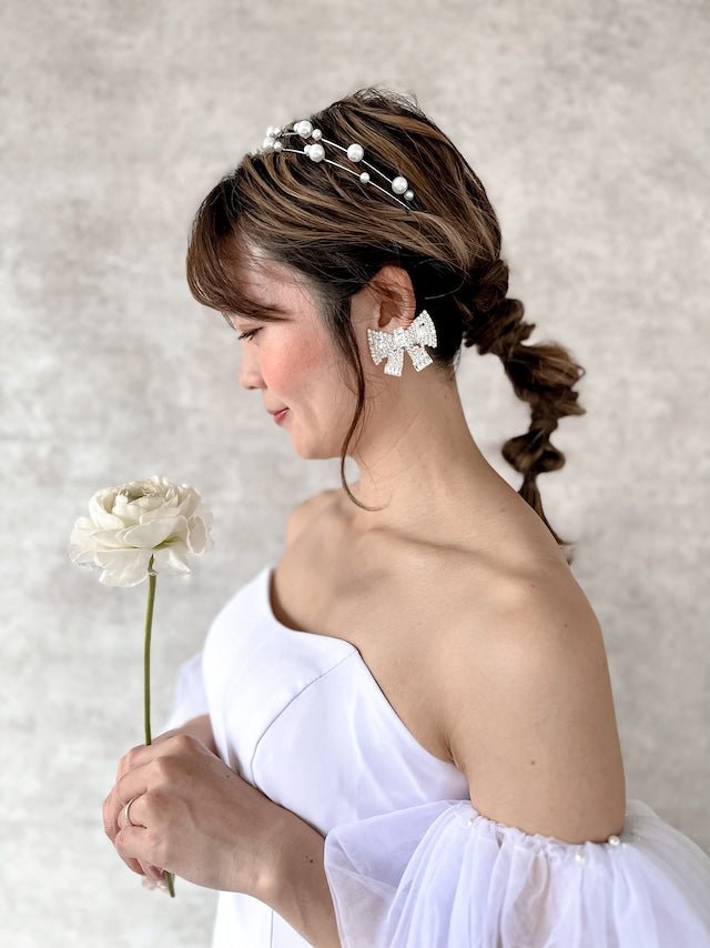 パールカチューシャ ブライダルヘッドアクセサリー - おしゃれ花嫁様ブライダルアクセサリーの通販bijou holic千葉店舗パールカチューシャ ブライダルヘッドアクセサリー