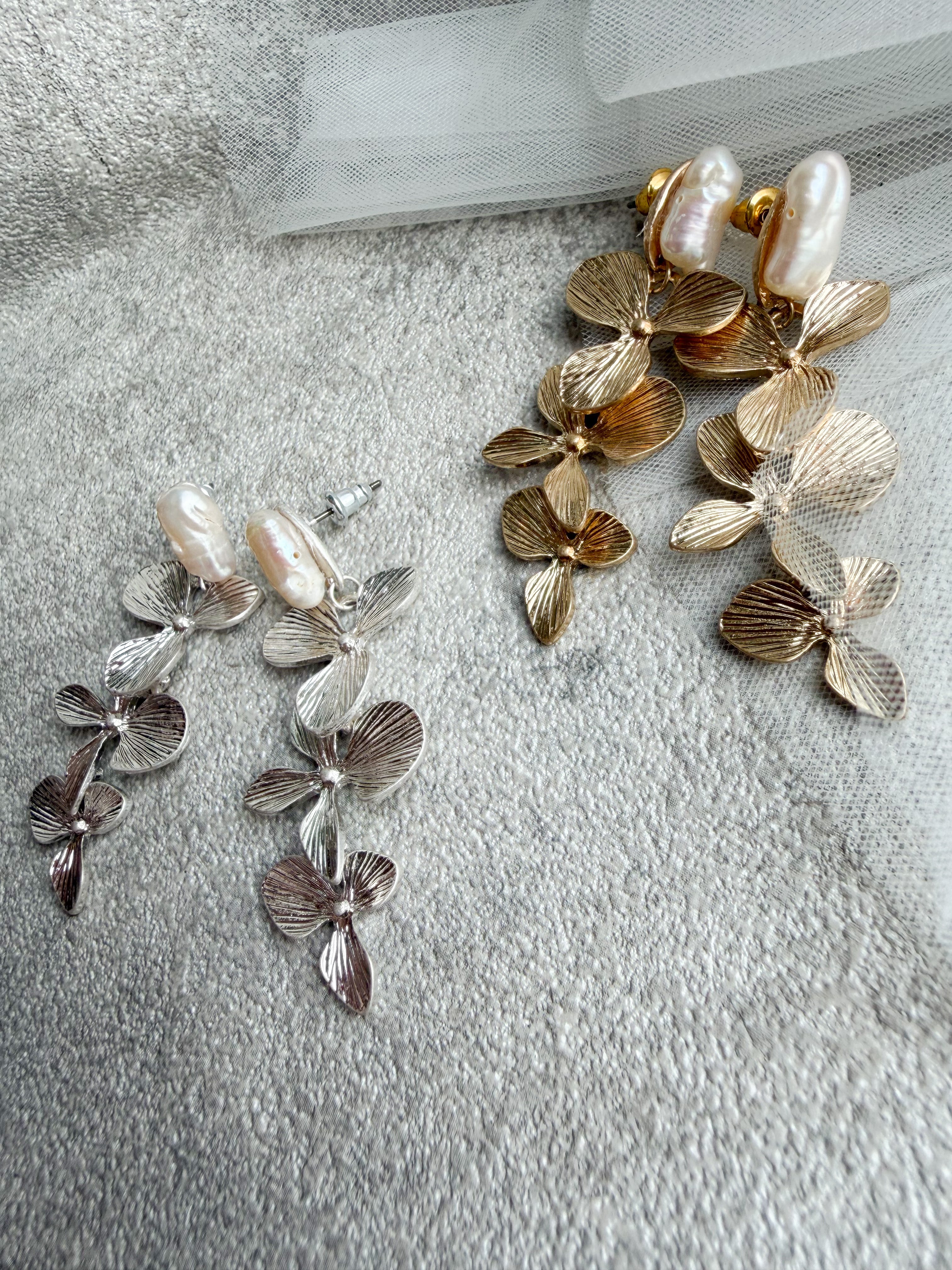 フルールピアス&イヤリング 淡水パール 花 フラワー – おしゃれ花嫁様