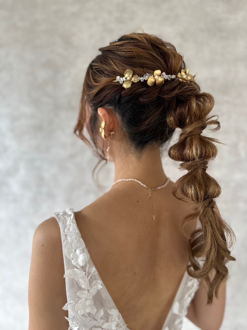 フラワー水晶ヘッドドレス　カチューシャ オシャレ花嫁様金属アレルギー対応ブライダルアクセサリーbijou holic