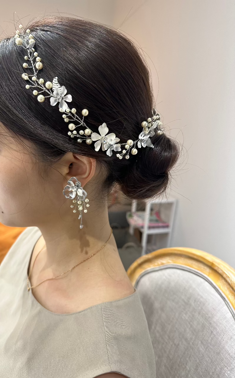 小枝フラワーピアス＆イヤリング ブライダルアクセサリー(金属アレルギー対応)の通販bijou holic