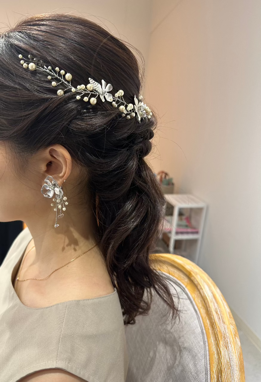 小枝フラワーピアス＆イヤリング ブライダルアクセサリー(金属アレルギー対応)の通販bijou holic
