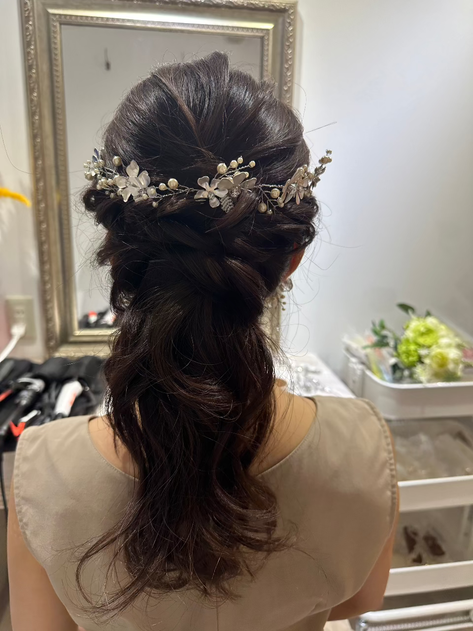 フラワー小枝ヘッドアクセサリー　花嫁様　成人式　卒業式にも ブライダルアクセサリー(金属アレルギー対応)の通販bijou holic