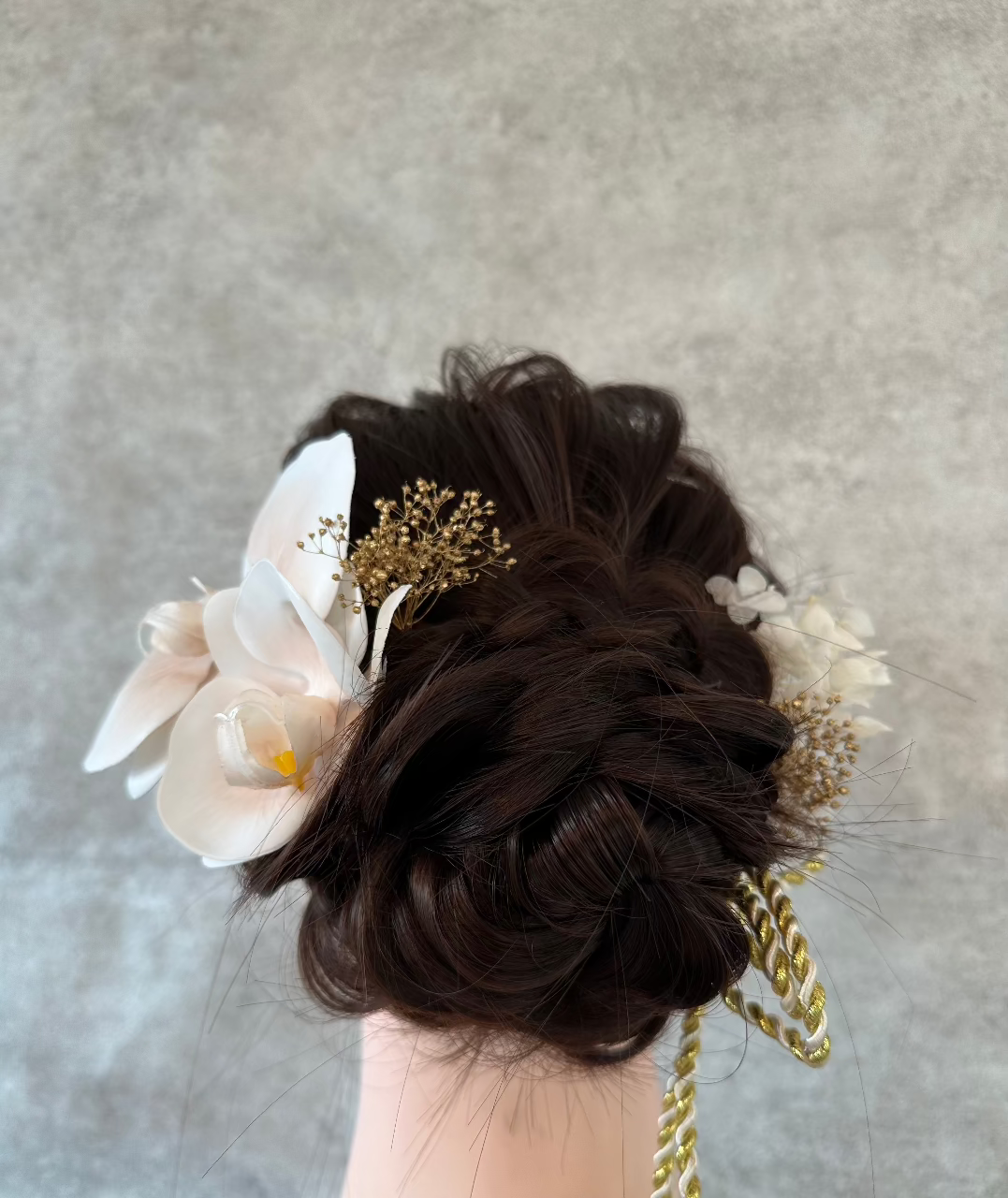 ピンクベージュ胡蝶蘭ヘッドアクセサリー和装髪飾り オシャレ花嫁様金属アレルギー対応ブライダルアクセサリーbijou holic
