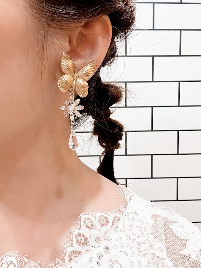 バタフライクリスタルピアス＆イヤリング　ブライダルアクセサリー - おしゃれ花嫁様ブライダルアクセサリーの通販bijou holic千葉店舗バタフライクリスタルピアス＆イヤリング　ブライダルアクセサリー