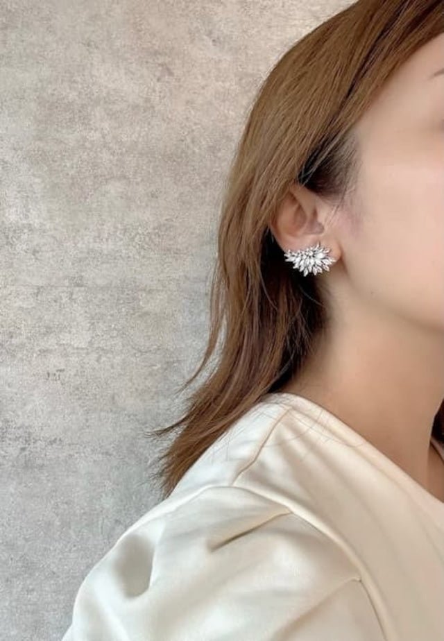 翼ビジューピアス＆イヤリング - おしゃれ花嫁様ブライダルアクセサリーの通販bijou holic千葉店舗翼ビジューピアス＆イヤリング