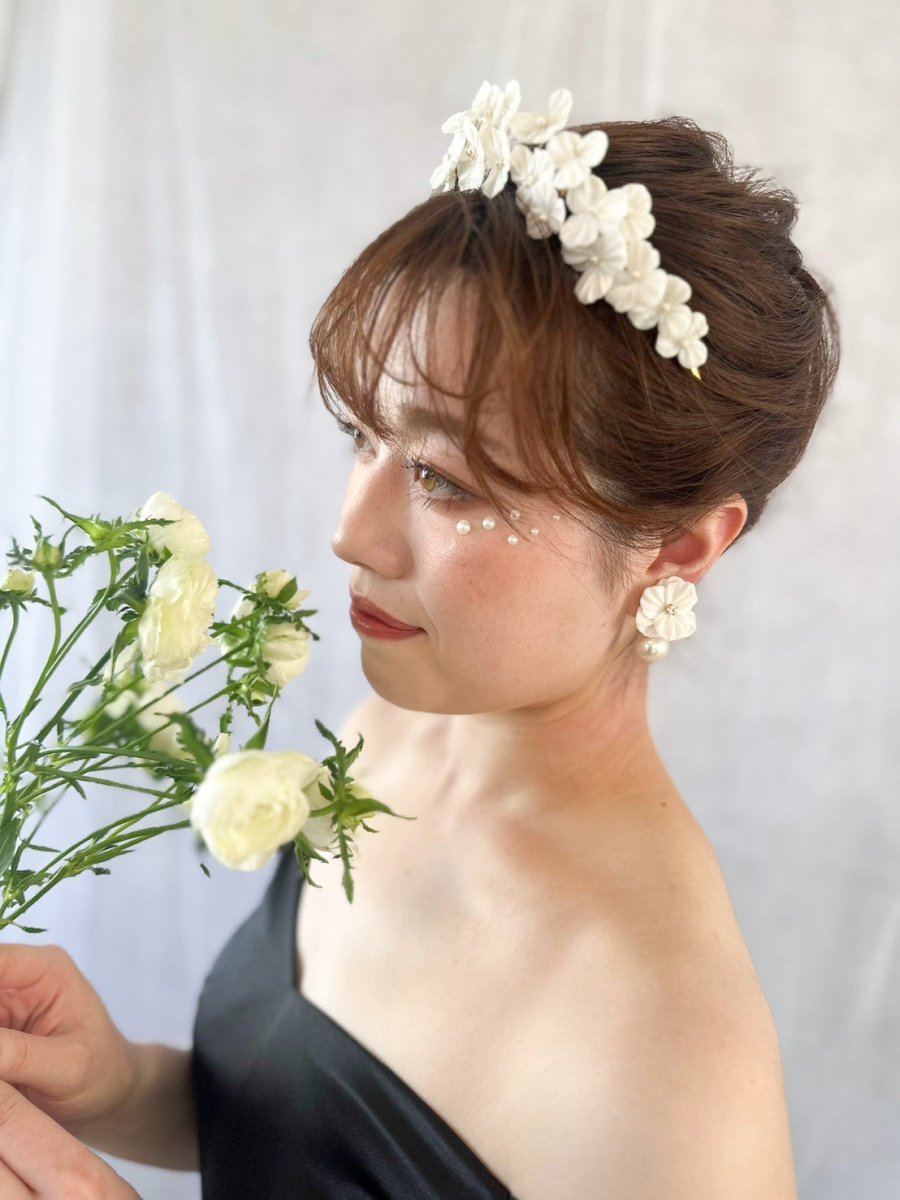 ホワイトフラワーパールピアス＆イヤリング 結婚式 お呼ばれ
