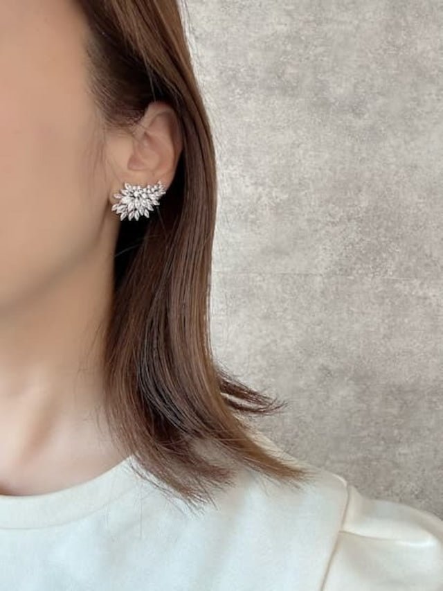 翼ビジューピアス＆イヤリング - おしゃれ花嫁様ブライダルアクセサリーの通販bijou holic千葉店舗翼ビジューピアス＆イヤリング