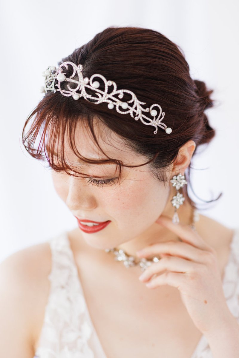 ロイヤルウェディングティアラ　花嫁ヘアアクセサリー - おしゃれ花嫁様ブライダルアクセサリーの通販bijou holic千葉店舗ロイヤルウェディングティアラ　花嫁ヘアアクセサリー