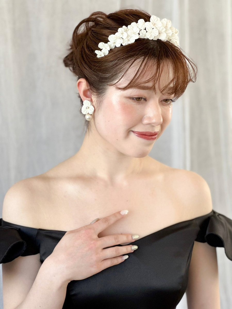 ホワイトフラワーパールピアス＆イヤリング　結婚式　お呼ばれ - おしゃれ花嫁様ブライダルアクセサリーの通販bijou holic千葉店舗ホワイトフラワーパールピアス＆イヤリング　結婚式　お呼ばれ