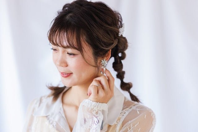 フラワークリスタルブライダルピアス＆イヤリング - おしゃれ花嫁様ブライダルアクセサリーの通販bijou holic千葉店舗フラワークリスタルブライダルピアス＆イヤリング