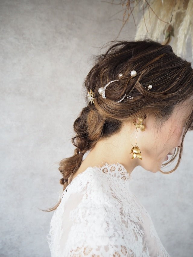 ムーンピン 月ヘアアクセサリー – おしゃれ花嫁様ブライダル