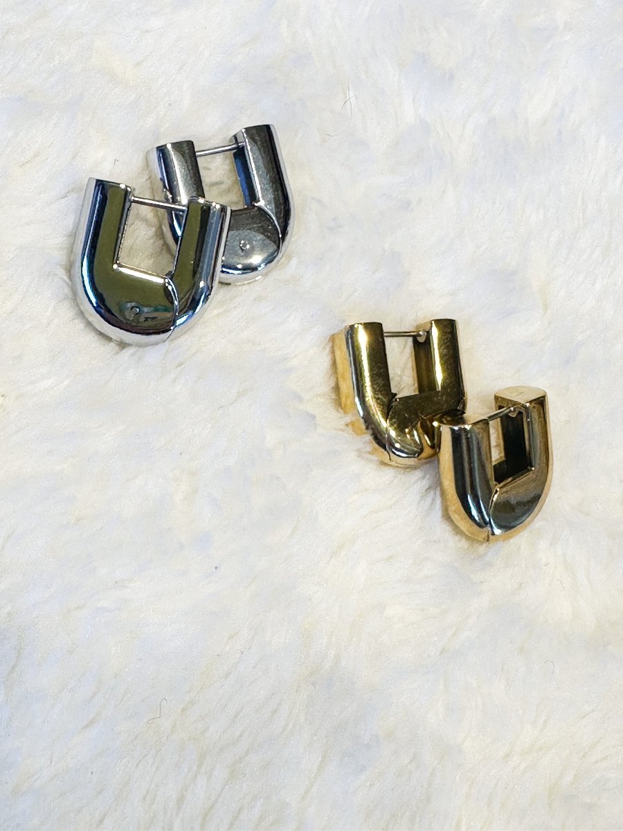 ボリュームフープピアス　ステンレス　大人アクセサリー - おしゃれ花嫁様ブライダルアクセサリーの通販bijou holic千葉店舗ボリュームフープピアス　ステンレス　大人アクセサリー
