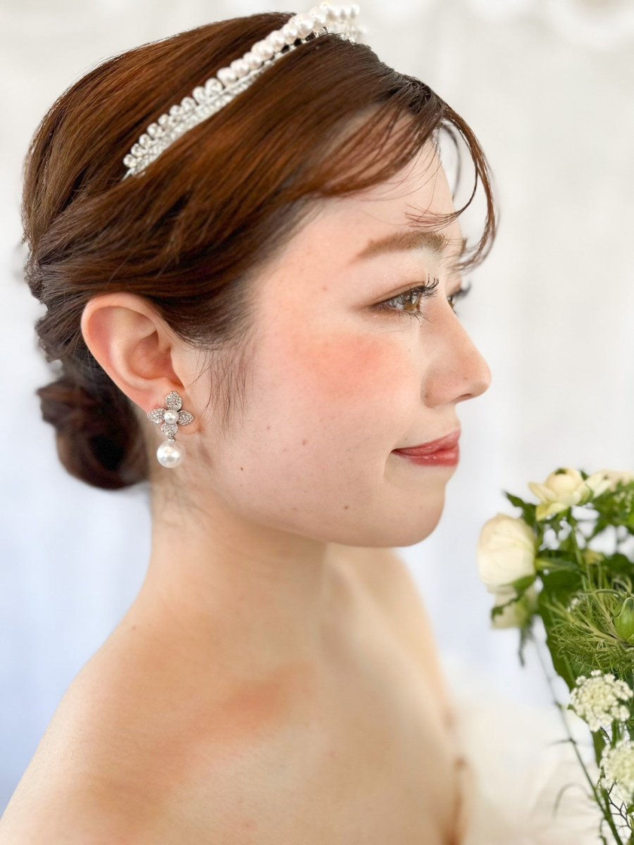パールエレガントウェディングティアラ　結婚式　花嫁様 - おしゃれ花嫁様ブライダルアクセサリーの通販bijou holic千葉店舗パールエレガントウェディングティアラ　結婚式　花嫁様