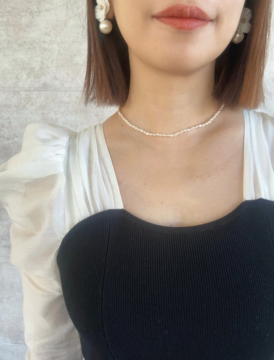 ホワイトフラワーパールピアス＆イヤリング　結婚式　お呼ばれ - おしゃれ花嫁様ブライダルアクセサリーの通販bijou holic千葉店舗ホワイトフラワーパールピアス＆イヤリング　結婚式　お呼ばれ