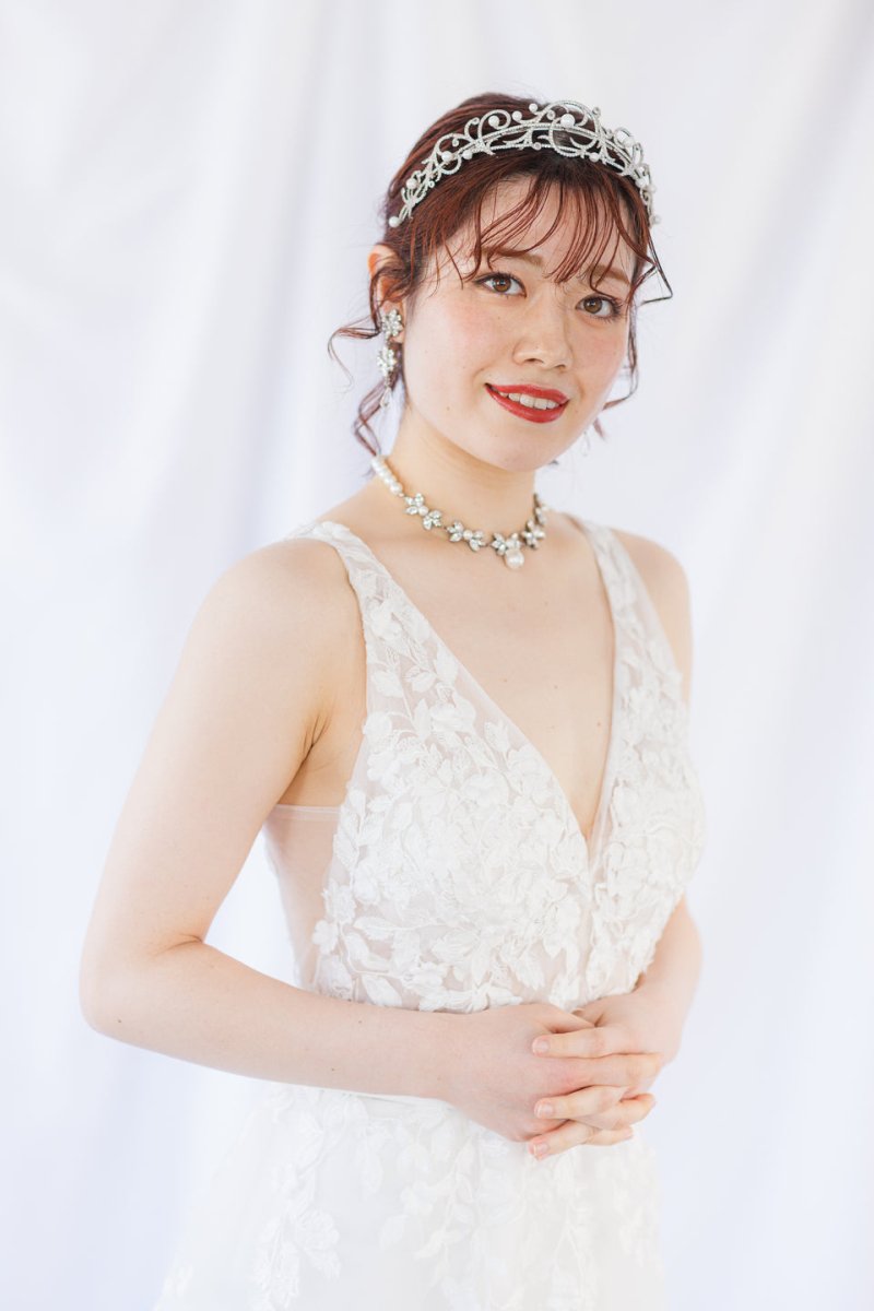 ロイヤルウェディングティアラ　花嫁ヘアアクセサリー - おしゃれ花嫁様ブライダルアクセサリーの通販bijou holic千葉店舗ロイヤルウェディングティアラ　花嫁ヘアアクセサリー