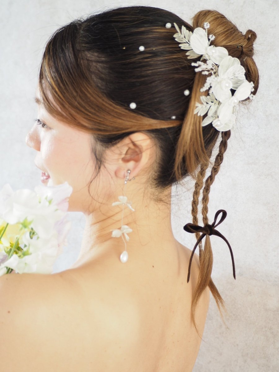 シルバーチェーンダブルフラワーピアス＆イヤリング　大ぶり　結婚式に - おしゃれ花嫁様ブライダルアクセサリーの通販bijou holic千葉店舗シルバーチェーンダブルフラワーピアス＆イヤリング　大ぶり　結婚式に