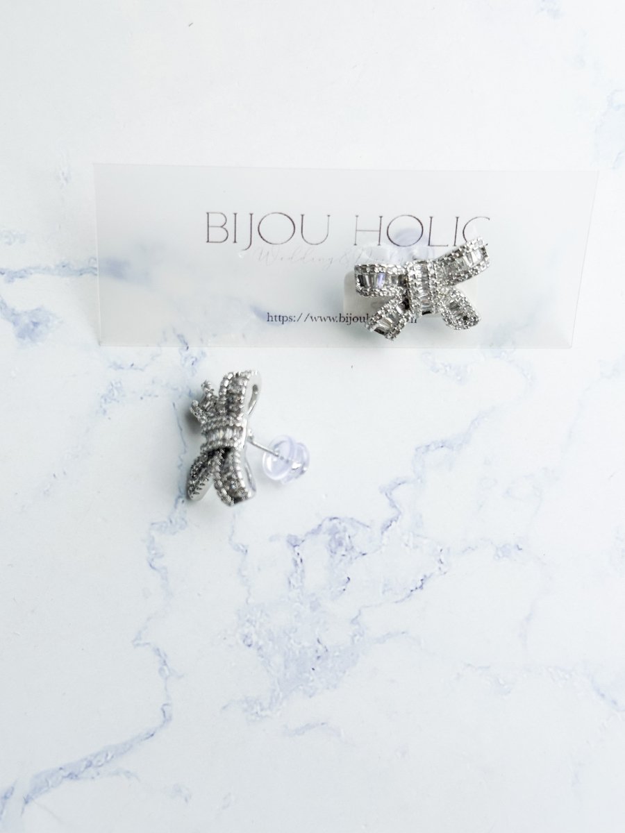 ビジューミニリボンピアス＆イヤリング - おしゃれ花嫁様ブライダルアクセサリーの通販bijou holic千葉店舗ビジューミニリボンピアス＆イヤリング