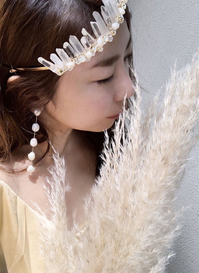 【ViVi掲載】水晶ティアラ　水晶ヘッドドレス ティアラ - おしゃれ花嫁様ブライダルアクセサリーの通販bijou holic千葉店舗【ViVi掲載】水晶ティアラ　水晶ヘッドドレス ティアラ