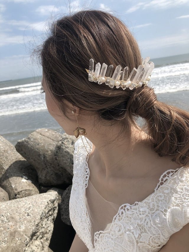【ViVi掲載】水晶ティアラ　水晶ヘッドドレス ティアラ - おしゃれ花嫁様ブライダルアクセサリーの通販bijou holic千葉店舗【ViVi掲載】水晶ティアラ　水晶ヘッドドレス ティアラ