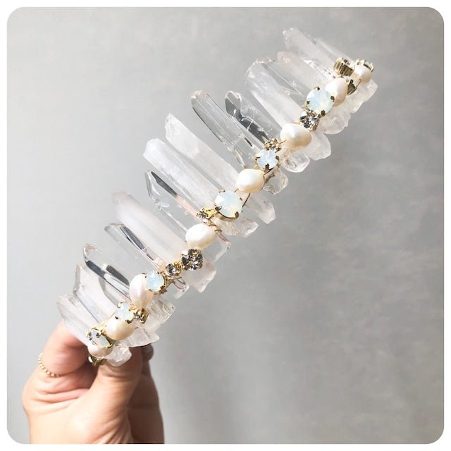 【ViVi掲載】水晶ティアラ　水晶ヘッドドレス ティアラ - おしゃれ花嫁様ブライダルアクセサリーの通販bijou holic千葉店舗【ViVi掲載】水晶ティアラ　水晶ヘッドドレス ティアラ