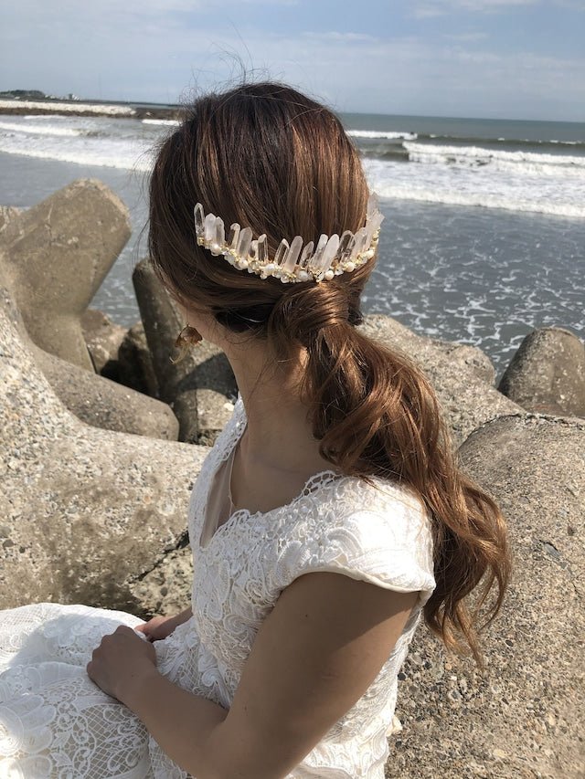 【ViVi掲載】水晶ティアラ　水晶ヘッドドレス ティアラ - おしゃれ花嫁様ブライダルアクセサリーの通販bijou holic千葉店舗【ViVi掲載】水晶ティアラ　水晶ヘッドドレス ティアラ